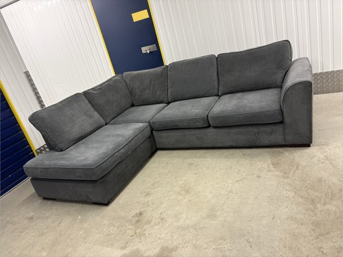 Dfs shape corner sofa - l,