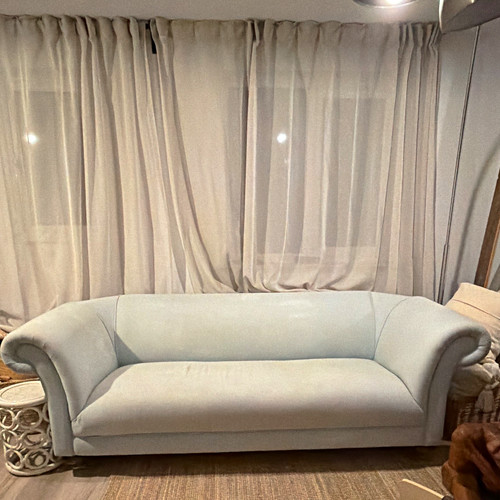 Dfs chesterfield seater - 3, sofa