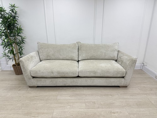 Dfs dunstable grand designs - grand,
