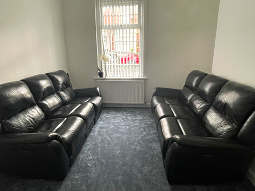 Dfs black leather reclining - dfs,